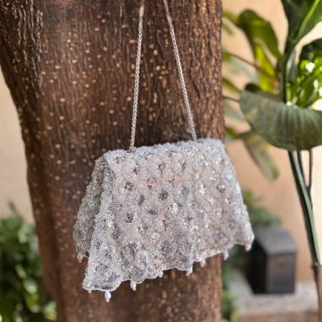 DRAPE STYLE CLUTCH BAG